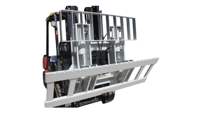 ヒンジ付きフォーク