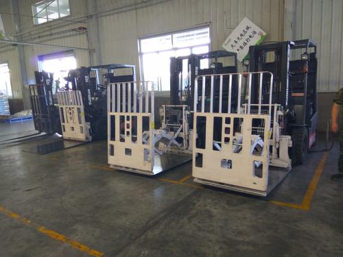 フォークリフトプルプッシュ